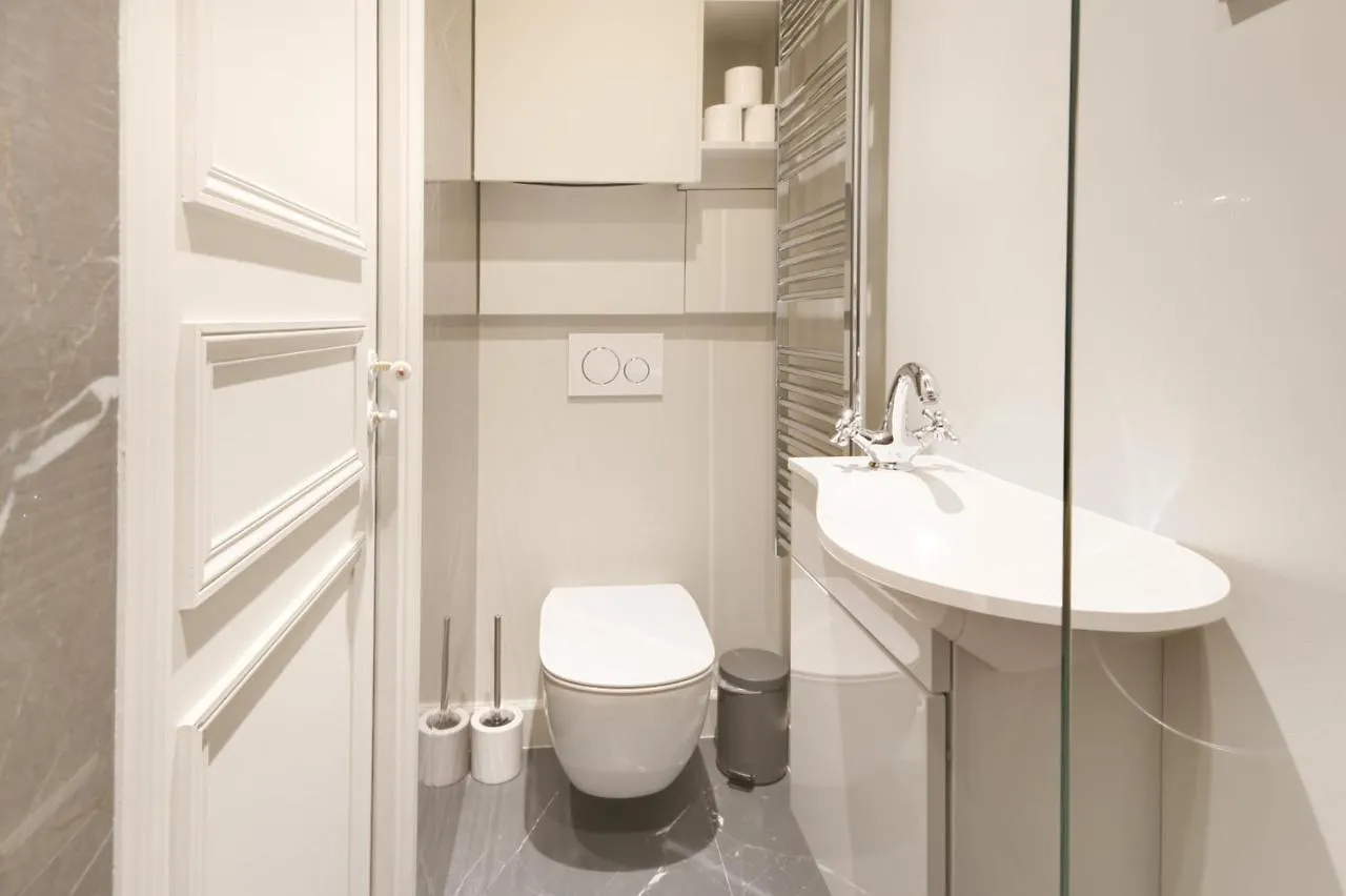 Stylish 2Bd House In Central Paris By Guestready Apartment France